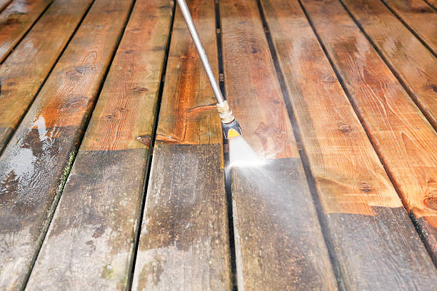 Best Parking Lot and Garage Cleaning  in Bayshore Gardens, FL
